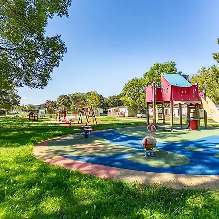 Campingplatz Camping Seasonova Le Brabois *
